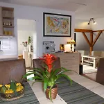 Tuendergyoengye Apartmanhaz *