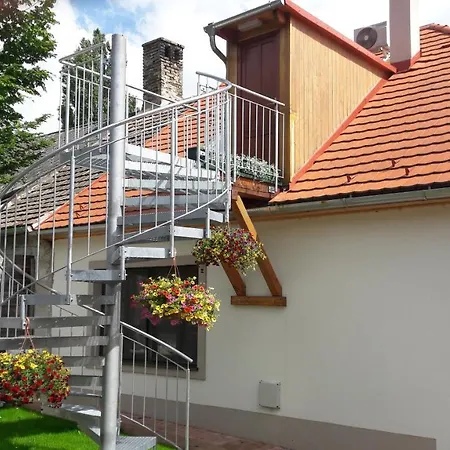 Tuendergyoengye Apartmanhaz