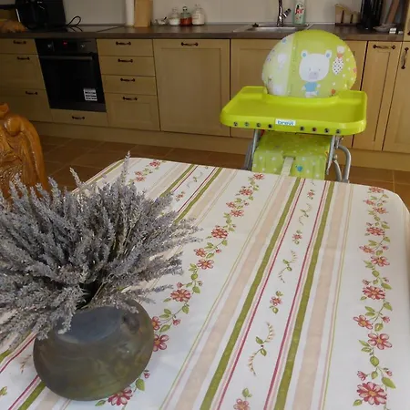 Tuendergyoengye Apartmanhaz דירה