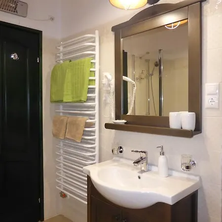 Tuendergyoengye Apartmanhaz Apartmán *