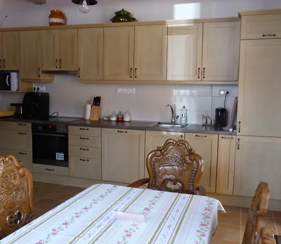 Tuendergyoengye Apartmanhaz 公寓