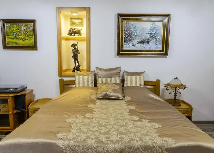Tuendergyoengye Apartmanhaz * Zirc
